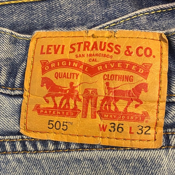 Levi's Light Blue Straight Men's Jeans - Picture 2 of 3